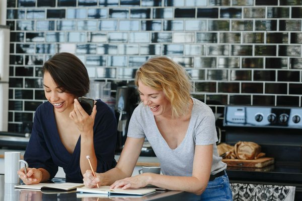 How to Design a Hidden Pantry to Maintain a Minimalist Kitchen Aesthetic?